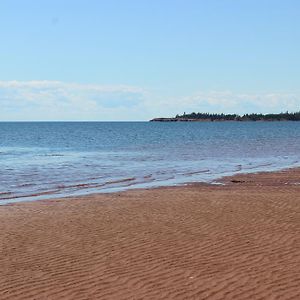 Cottages On Pei-Oceanfront Bedeque Exterior photo