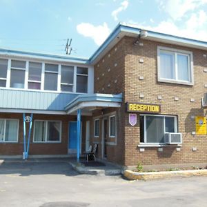 Motel Pierre Montréal Exterior photo