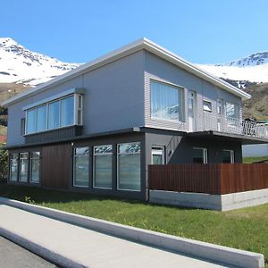 Seydisfjoerdur Apartment Seythisfjorthur Exterior photo