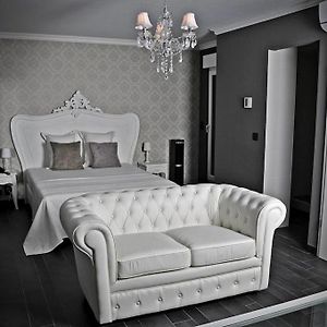 V E R O N E - Rooms & Suites - Liege - Rocourt Liège Room photo