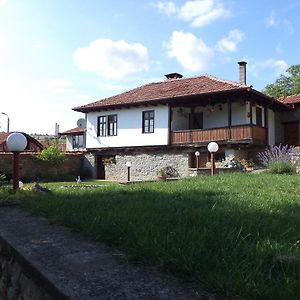 Bella House Hlevene Exterior photo