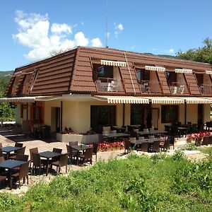 Pensiunea Valea Lupului Valea Lupului (Buzau) Exterior photo