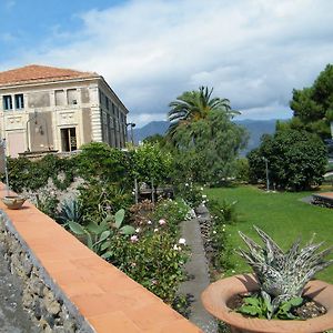 Etna Wine Azienda Agrituristica Passopisciaro Exterior photo