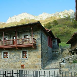 Casas Rurales Prieto Cortes (Asturias) Room photo