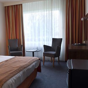 Golden Tulip Arnhem Velp Room photo