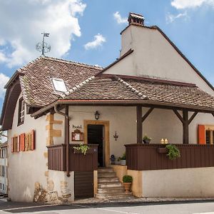 Hôtel Les Vieux Toits Neuchâtel Exterior photo