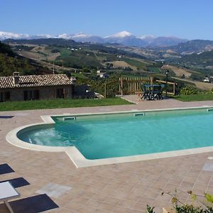 Agriturismo Il Sentiero Montalto delle Marche Exterior photo