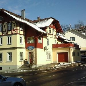 Privatzimmer Im Gasthaus Engel Dornbirn Exterior photo