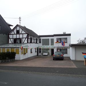 Historisches Fachwerkhaus Reifferscheid (Rhineland-Palatinate) Exterior photo