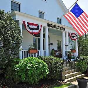 Jailhouse Inn Newport Exterior photo