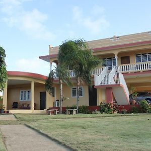 Jardin Del Mar Guesthouse Hatillo Exterior photo