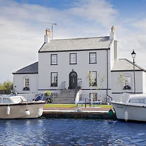 The Harbour Masters House Banagher Exterior photo