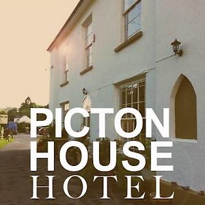 Picton-House Llandowror Exterior photo