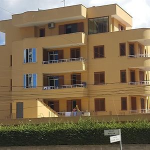 Apartments VilaÇala Durrës Exterior photo