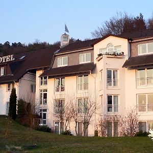 Landhotel Bellevue Weimar (Lahn) Exterior photo
