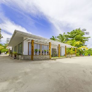 Aadan Beach House Dhigurah (Alif Dhaal Atoll) Exterior photo
