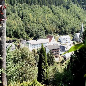 Gasthof Rodachtal Mit Gaestehaus Katharina Schwarzenbach am Wald Exterior photo