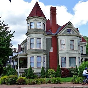 Maine Victorian Mansion Saco Exterior photo