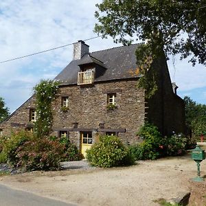 Chambre d'hôtes Saint Jacob Relais de Chasse du XVIII Siècle Les Fougerêts Exterior photo