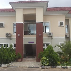 Pine Crest Exclusive Hotel Asokoro Exterior photo