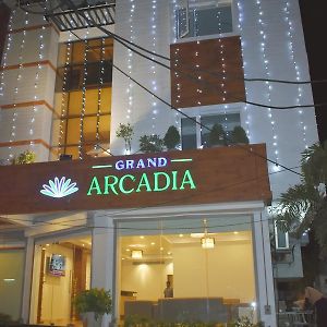 Grand Arcadia Tiruchirappalli Exterior photo