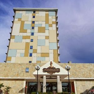 Pamulinawen Hotel Laoag Exterior photo