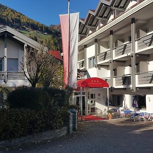 Hotel Tiroler Adler Luttach Exterior photo