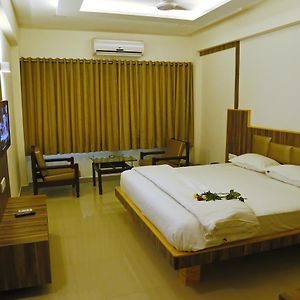 Hotel Sivaranjani Erode Exterior photo