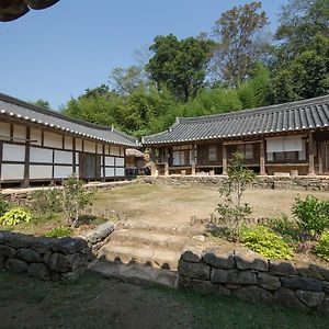 Jinrae Lee'S Traditional House Boseong Exterior photo