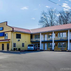 Relax Inn Lewisburg Exterior photo