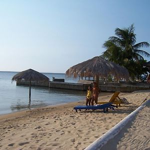 Sueno Del Mar West End Exterior photo