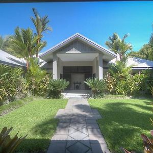 Tranquility By The Course Port Douglas Exterior photo