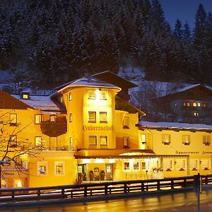 Hotel Hubertushof Flachau Exterior photo