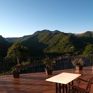 El Mirador De Fuentes Del Narcea Moncó Exterior photo