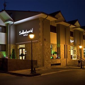 Hotel Salbatoreh Beasain Exterior photo