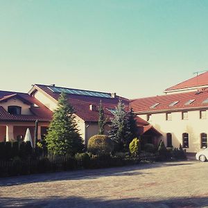 Zajazd Idylla Sierakowice (Silesia) Exterior photo
