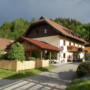 Gasthof Martinihof Latschach ober dem Faakersee Exterior photo