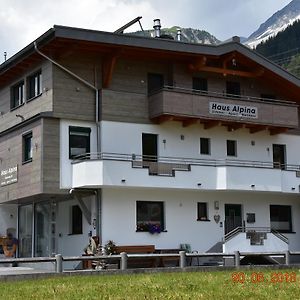 Gaestehaus Alpina Sankt Anton am Arlberg Exterior photo