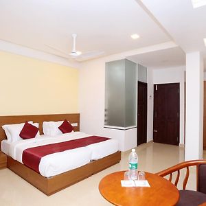 Hotel Ayodhya Residency Calecute Exterior photo