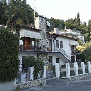 Guest House Villa De Ros Salò Exterior photo