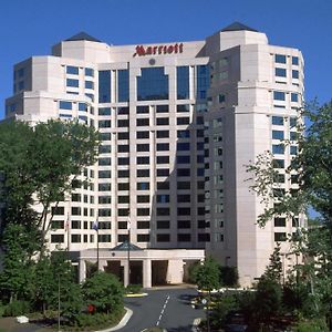 Falls Church Marriott Fairview Park Exterior photo