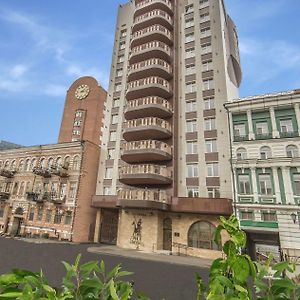 Don Kihot Hotel Rostov-On-Don Rostov-on-Don Exterior photo