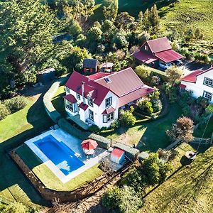 Twin Gullies Akaroa Exterior photo