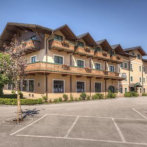 Hotel Gasthof Der Jagerwirt Bergheim Exterior photo