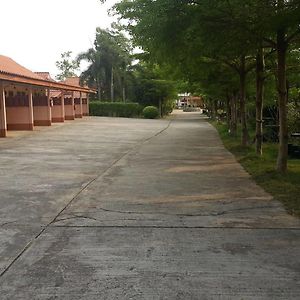 The Garden Resort Nongkai Nong Khai Exterior photo