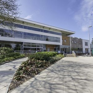 Bisham Abbey National Sports Centre Marlow (Buckinghamshire) Exterior photo