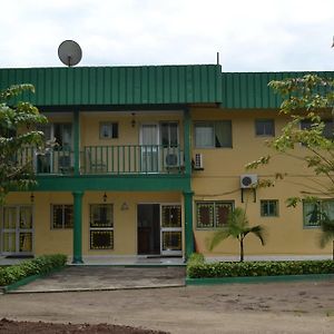 L'Aquarius Marina 2000 Douala Exterior photo