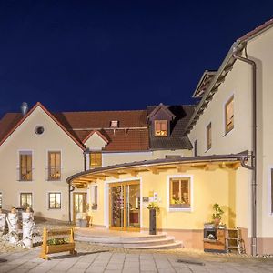 Landhotel Zum Goldenen Kreuz Moosbach (Oberpfalz) Exterior photo