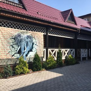 Hotel-Restaurant Complex Relax Zhytomyr Exterior photo