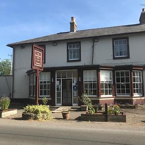 The Penruddocke Arms Dinton (Wiltshire) Exterior photo